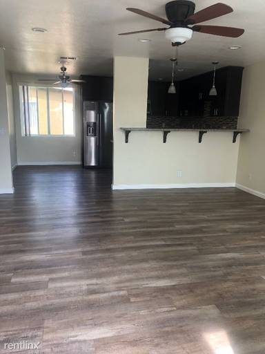 Main picture of 2555 G St