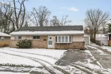 Main picture of 128 Monee Rd