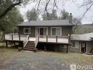 Main picture of 6121 Dutch Mine Rd