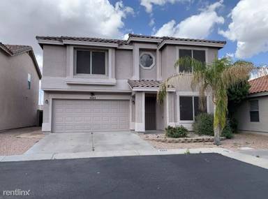Main picture of 2282 E Spruce Dr