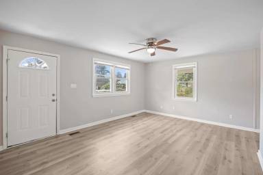 Main picture of 117 Kitt Dr