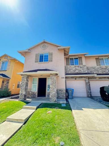Main picture of 326 Hetherington Cir