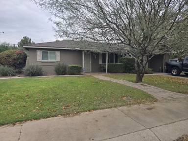 Main picture of 2314 E Montecito Ave