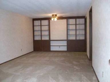 Main picture of Andover Court Apartments