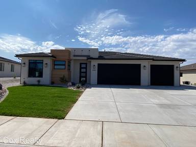 Main picture of 3107 E Lavatera Dr