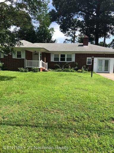 Main picture of 205 Mill Rd