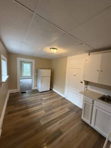 Main picture of 335 Woodlawn Ave