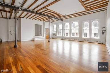 Main picture of 492 Broome St