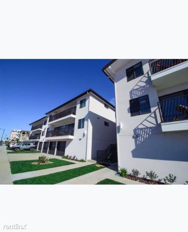 Main picture of 806 Esplanade