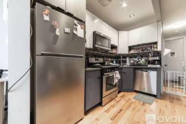 Main picture of 39 Granite St