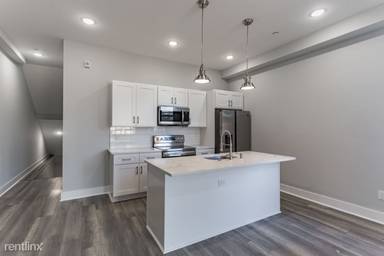 Main picture of 2206 Ridge Ave