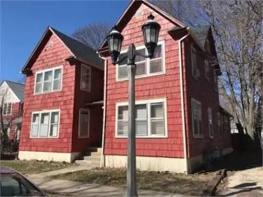 Main picture of 410 W Green St - 3