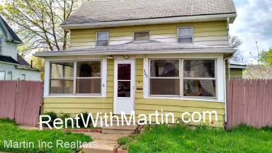 Main picture of 908 W 6th St