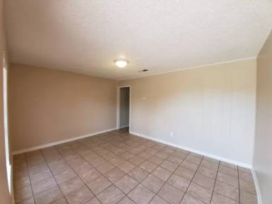 Main picture of 362 Dees St