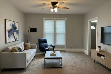 Main picture of 1108 S Carroll Ave