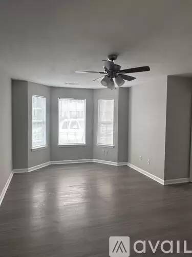 Main picture of Stonehaven Cir