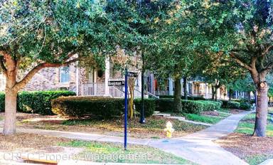 Main picture of 1796 Pierce St