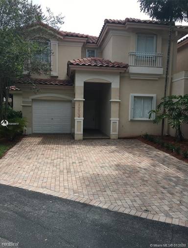 Main picture of Doral Isles
