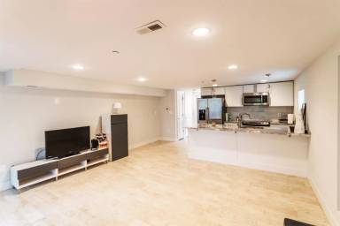 Main picture of 3325 11th St NW
