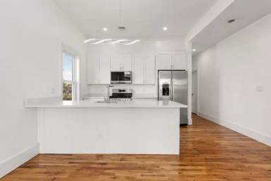 Main picture of 120 Regent St