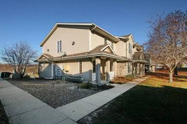 Main picture of 1805 Earl Rd