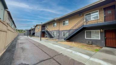 Main picture of 424 Emerald Ave