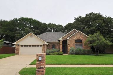 Main picture of 1521 Kingwood Dr