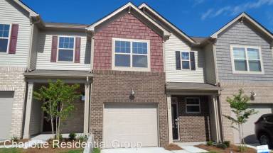 Main picture of 9462 Avery Lilac Ln