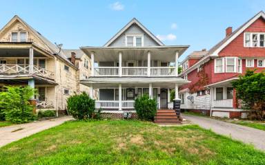 Main picture of 13419-21 Shaw Avenue