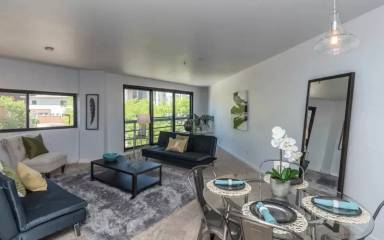 Main picture of One Hundred Park Ave