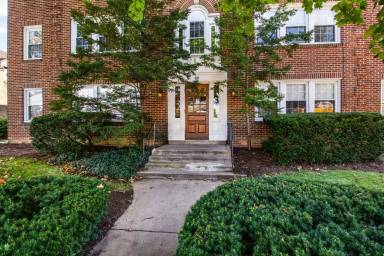 Main picture of 318 W Nittany Ave
