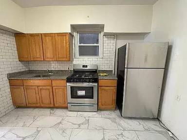 Main picture of 3716 Astoria Blvd