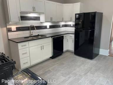 Main picture of 71 E Maynard Ave