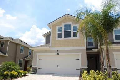 Main picture of 5026 Sunnyside Ln