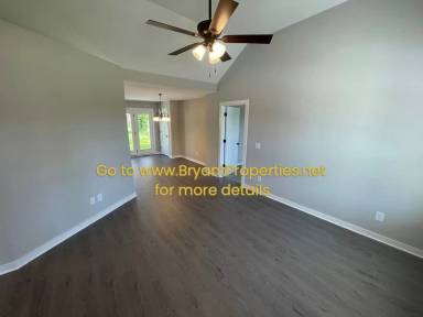 Main picture of 563 20th Ave W