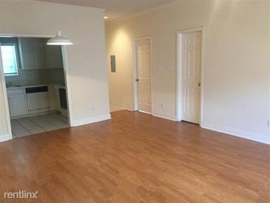 Main picture of 2100 San Gabriel St