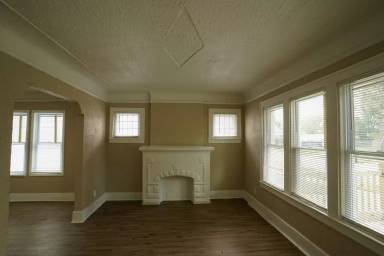Main picture of 14919 Lesure St