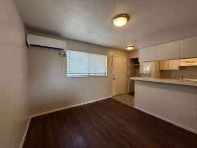 Main picture of 2120 N Old Manor Rd