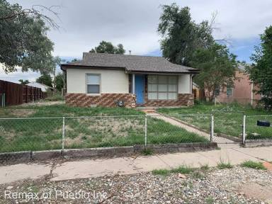 Main picture of 1307 E 18th St