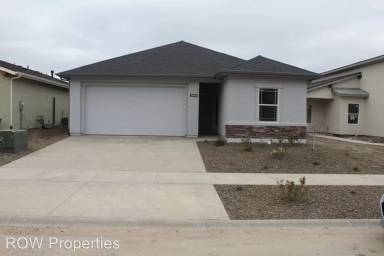 Main picture of 5669 W Old Ranch St