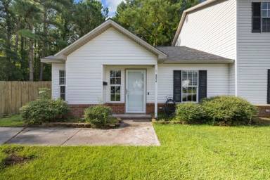 Main picture of 886 W Pueblo Dr