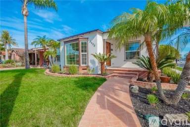 Main picture of 3600 Gardenia Ave