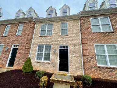 Main picture of 824 Wiggington Rd
