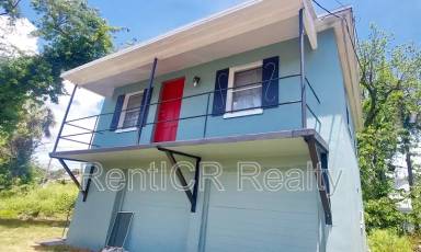 Main picture of 1771 15th Ave S