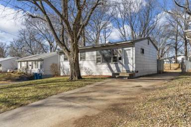 Main picture of 127 Elbring Dr