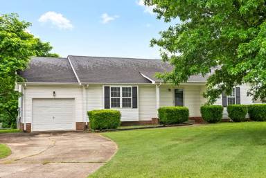 Main picture of 3715 Misty Way