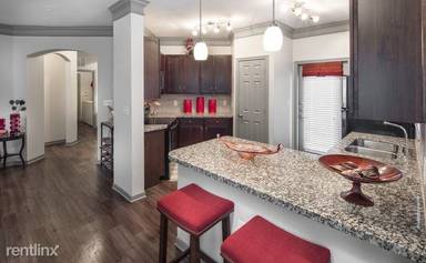 Main picture of The Avenues at Northpointe