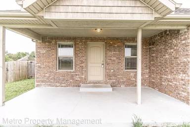 Main picture of 3104 SW Featherston Rd