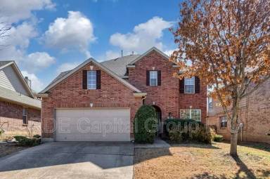 Main picture of 5621 Old Orchard Dr