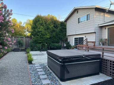 Main picture of 2390 Harris Ct
